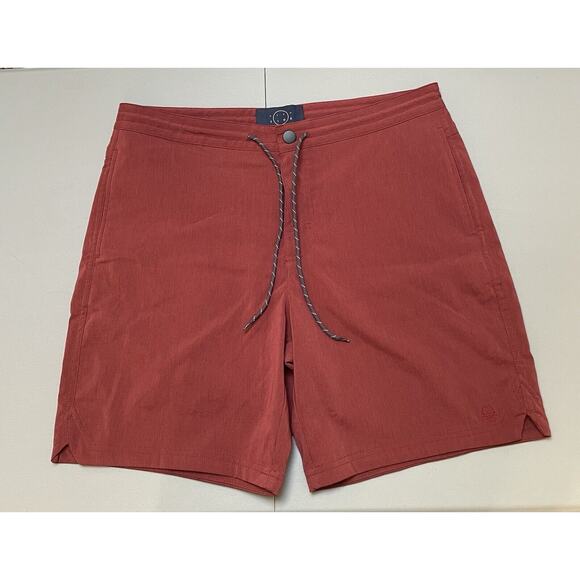 Even Tide Men's Drawstring Kai Hybrid Short in Red Size 33/7 NWOT - Picture 1 of 8